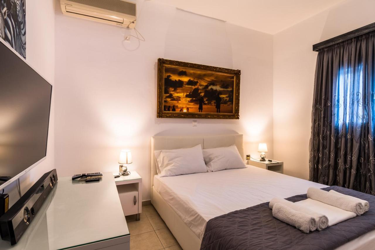 Adelphi Apartments Períssa Eksteriør bilde